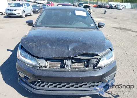 2017 Volkswagen Jetta Gli z USA, uszkodzony, nr VIN 3VW5T7AJ4HM365431